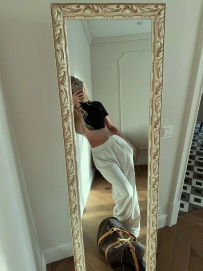 Alla