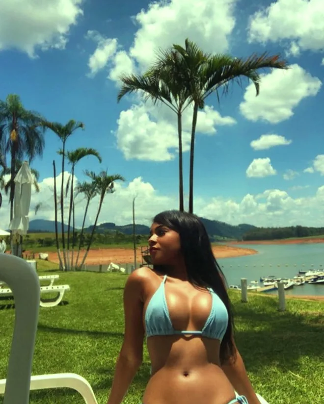 Aninha F