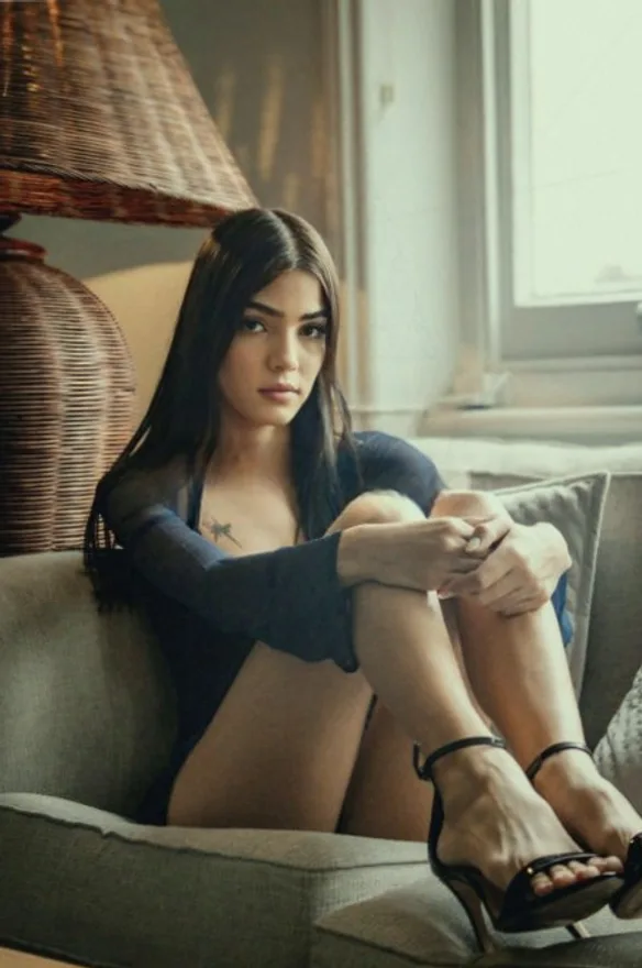 Bella