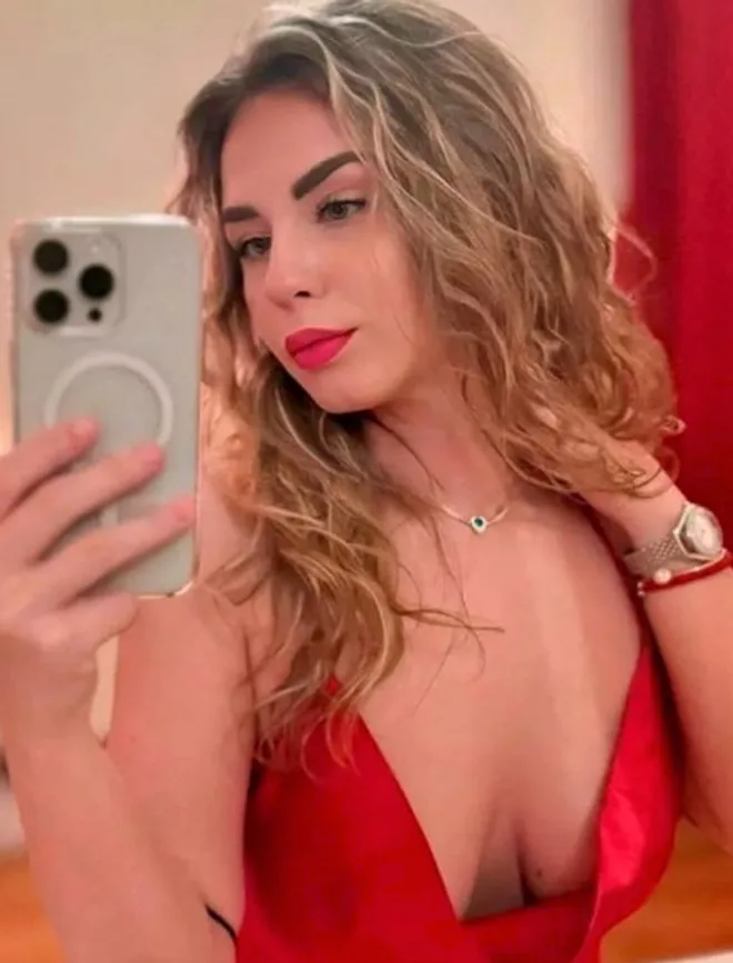 Bella