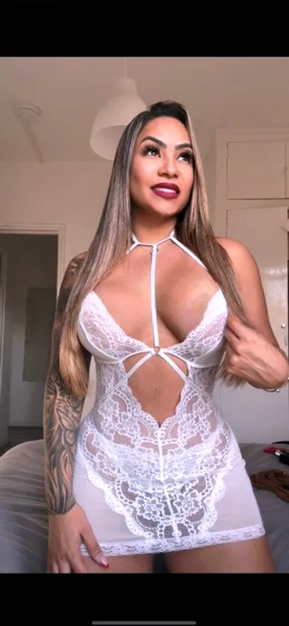 Nina Dellix
