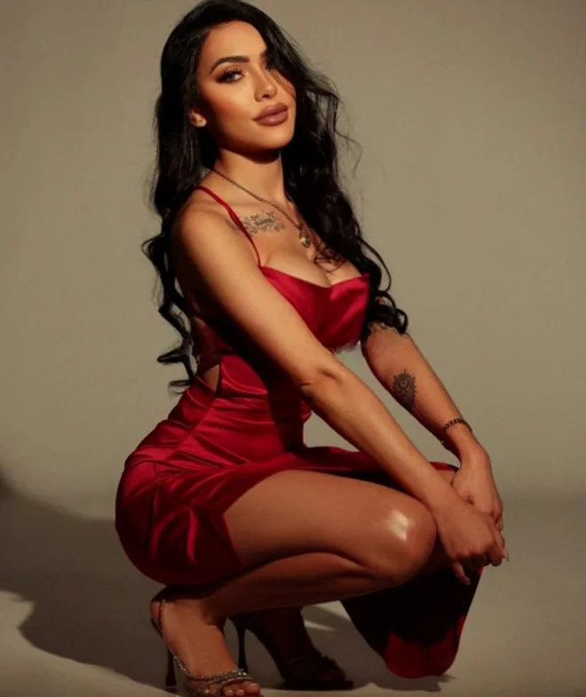 Nomira