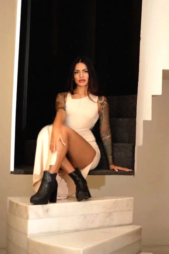 Una